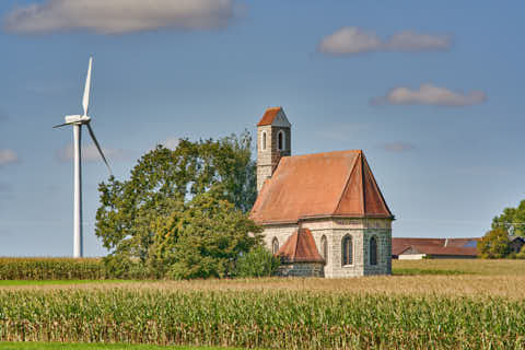 Gemeinde Tacherting Landkreis Traunstein Peterskirchen Kirche St. Alban (Dirschl Johann) Deutschland TS